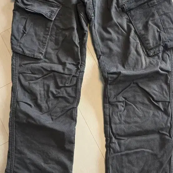 [BUNJANG] Vespucci Cargo Pants Grey / 겨울기모, 베스푸치 카고 팬츠 그레이