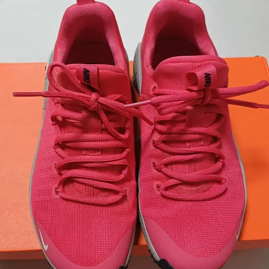 [BUNJANG] Nike Free Metcon Women's Pink Size 235 / 땡처리) 나이키 프리 메트콘 여 235
