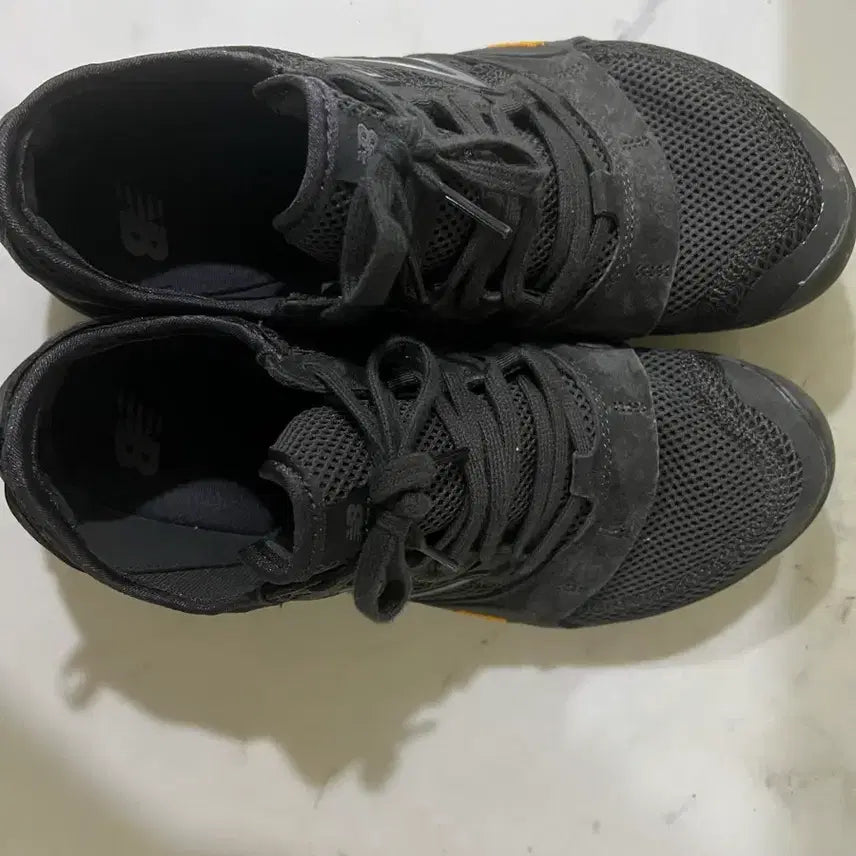[BUNJANG] New Balance Minimus MT-10O Black Castle Rock 265 / 뉴발란스 미니머스 mt-10O 블랙 캐슬락 265