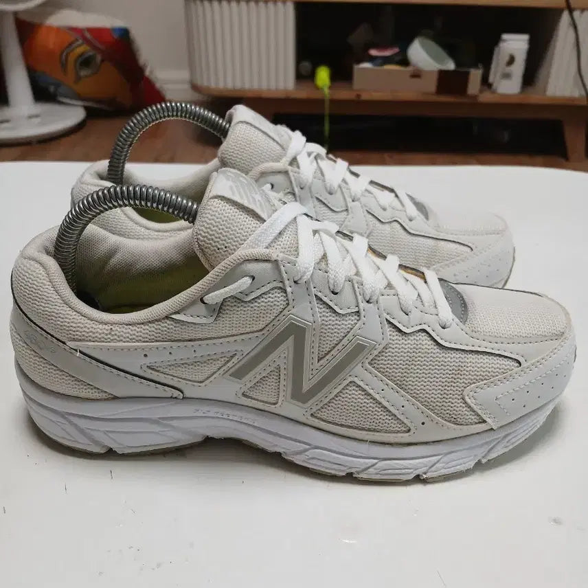 [BUNJANG] New Balance 4804 Women's Sneakers White 245 / 뉴발란스 4804 여성 운동화 화이트 245