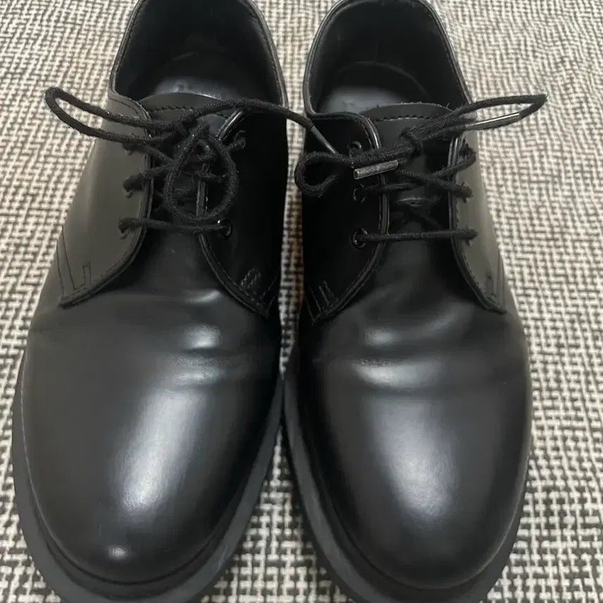[BUNJANG] Dr. Martens 3-Eye Derby Shoes - Black / [닥터마틴 3홀 더비슈즈 / 블랙]