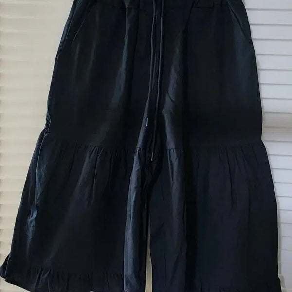 [BUNJANG] Frill 7-Part Shorts Black / (새상품) 프릴 7부 반바지 블랙