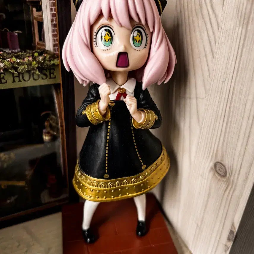 [BUNJANG] Spy x Family Anya Forger Figure / 스파이 패밀리 아냐 포저 피규어