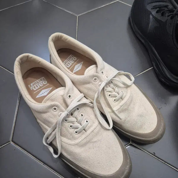 [BUNJANG] OAM Size 290 Rubber Laces Baseball Shoes / 캐치볼 오에이엠 290