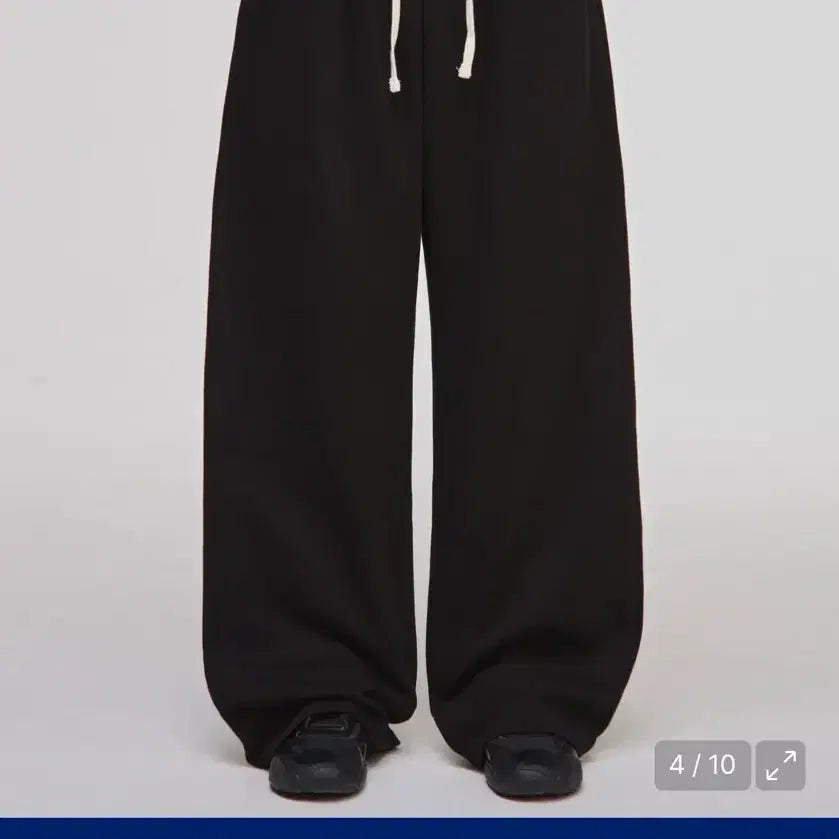 [BUNJANG] Signature Straight Training Pants L / 시그니처 스트레이트 트레이닝팬츠 L사이즈