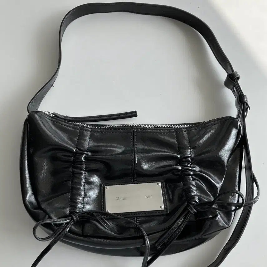 [BUNJANG] Matinkim Shirring Ribbon Shoulder Bag / 마뗑킴 셔링 리본 숄더 백