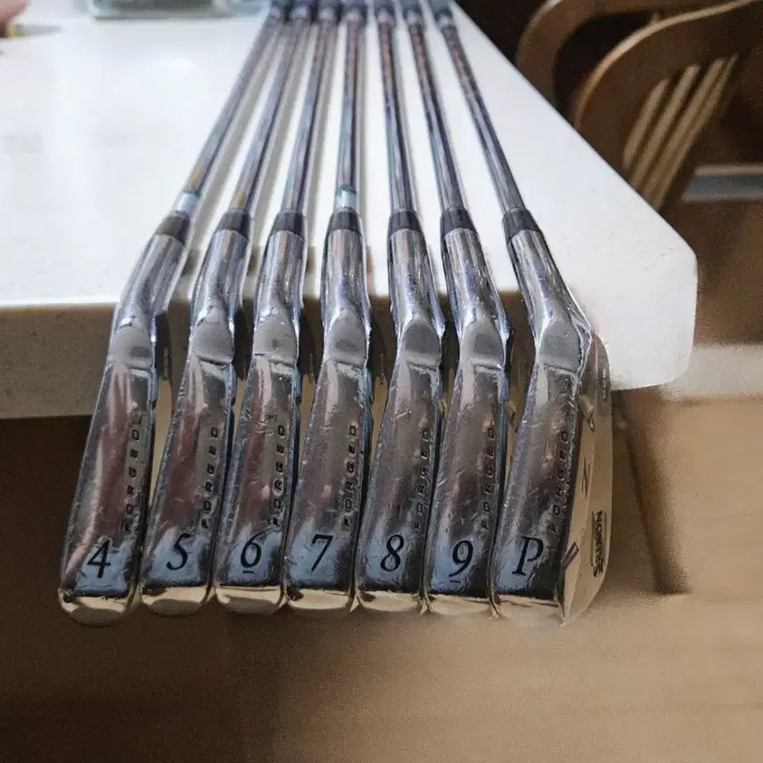 [BUNJANG] Srixon Z925 Muscle Back Forged Iron Set (4-P) / Srixon 머슬백 Z925 아이언 세트 4-P FORGED