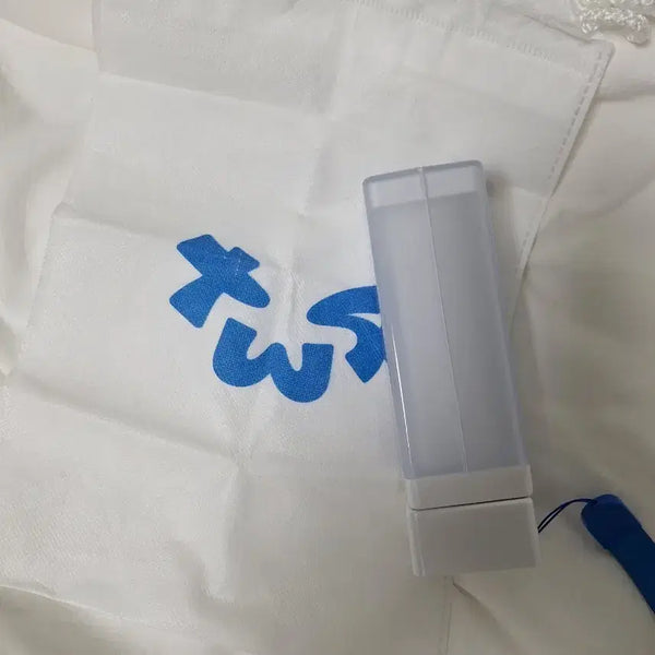 [BUNJANG] TWS Lightstick with Pouch / 투어스 응원봉