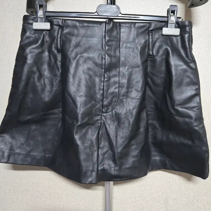 [BUNJANG] ZARA Black Leather Mini Skirt / ZARA 블랙 레더 미니 스커트