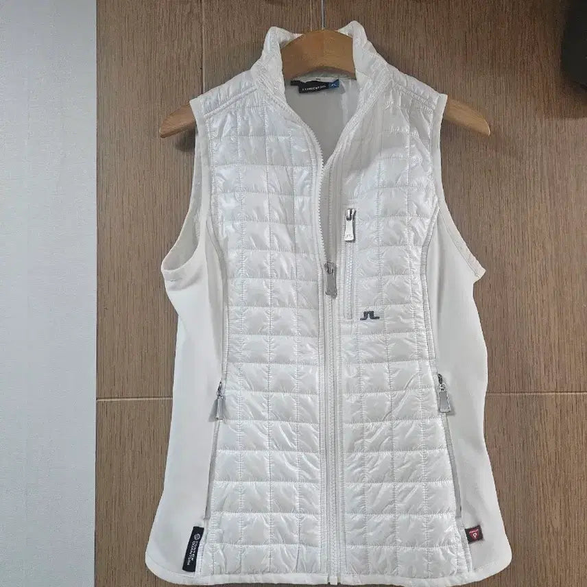 [BUNJANG] J.LINDEBERG Women's Padded Vest White / 제이 린드버그    패딩 조끼 화이트