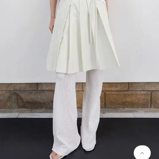 [BUNJANG] Levar Crispy Pleated Skirt Sage Mint / 르바 Levar Crispy Pleated Skirt sage mint