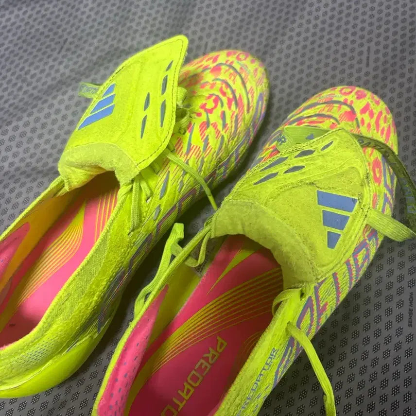 [BUNJANG] Adidas Predator Elite Foldover Tongue FG Lucid Lemon Lucid Pink Soccer Cleats / 아디다스 프레데터 엘리트 폴드오버 텅 FG 루시드 레몬 루시드 핑크