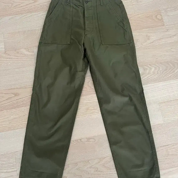 [BUNJANG] Ciota Supima Cotton Satin Baker Pants Size 4 / 시오타 / 수피마 코튼 사틴 베이커 팬츠 / 4 사이즈