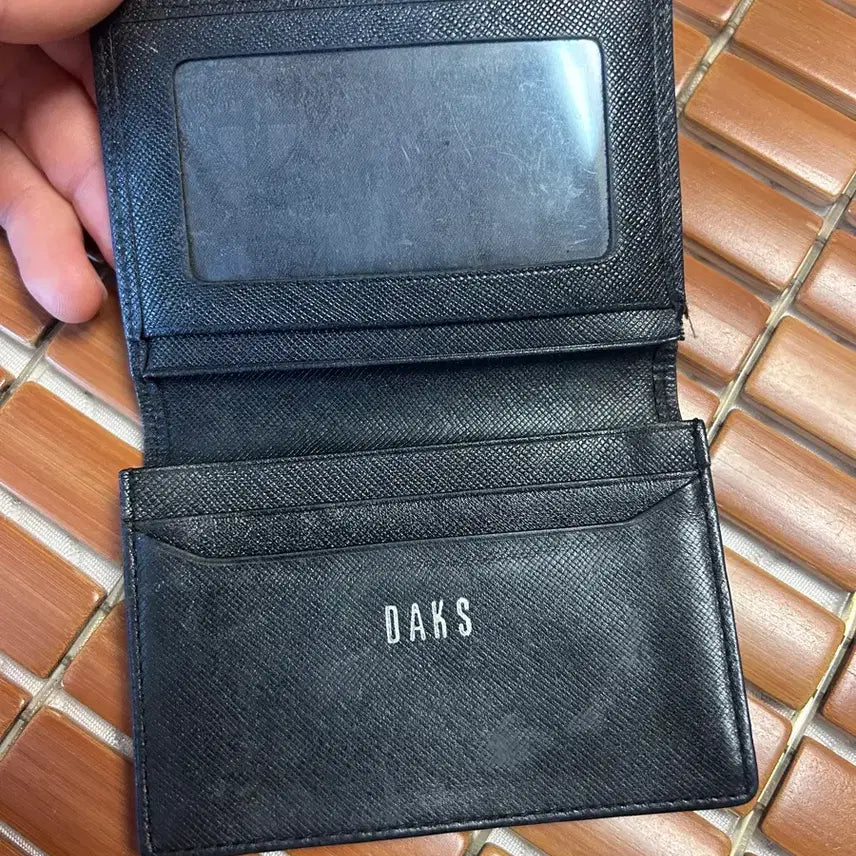 [BUNJANG] DAKS Leather Card/Business Card Holder / 닥스(DAKS) 카드/명함지갑 (사용감 많음)