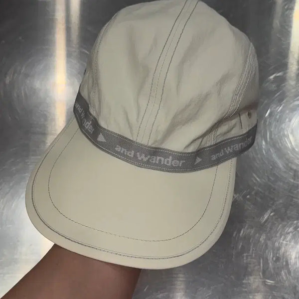 [BUNJANG] And Wander JQ Tape Cap Off-White / 앤드원더 jq테이프 캡 오프화이트