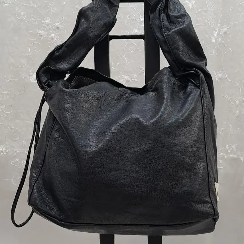 [BUNJANG] Diff Hobo Bag / diff  호보백
