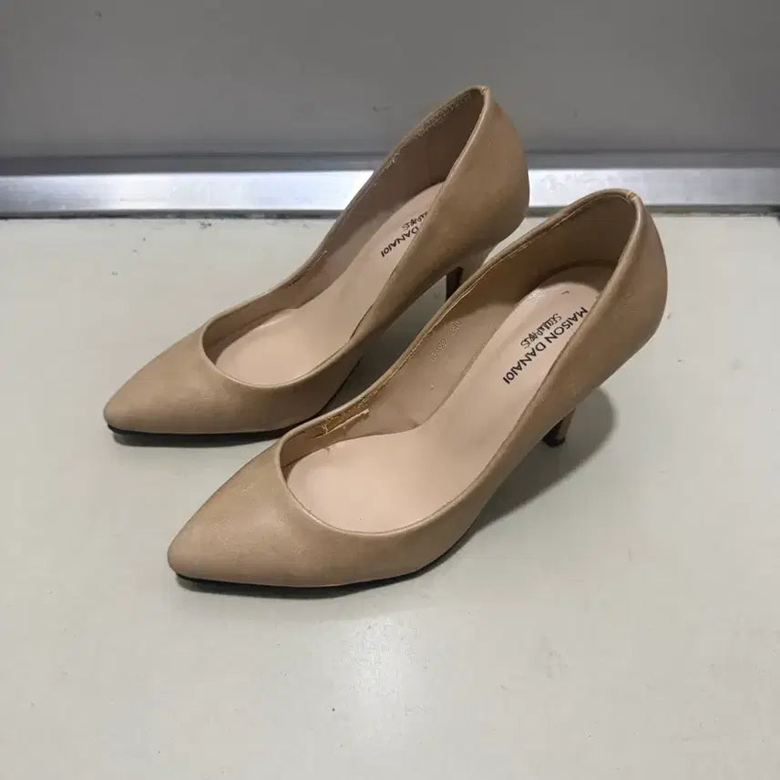 [BUNJANG] Beige Pumps / 베이지 펌프스
