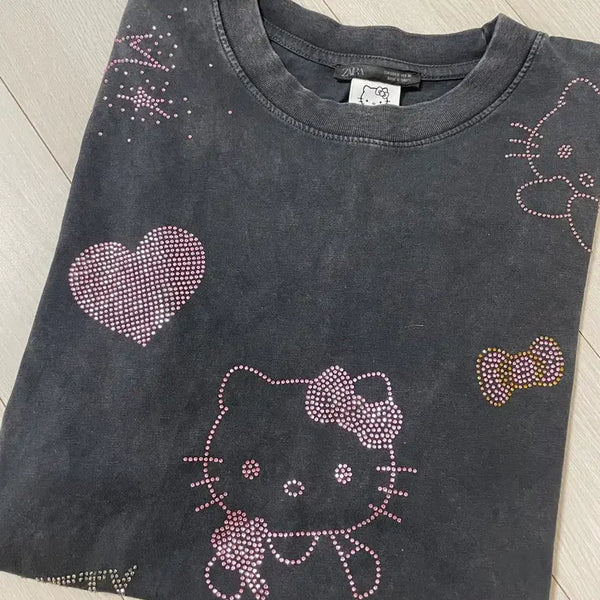 [BUNJANG] Zara Cubic Hello Kitty Pigment T-shirt / 자라 큐빅헬로키티 피그먼트 티셔츠
