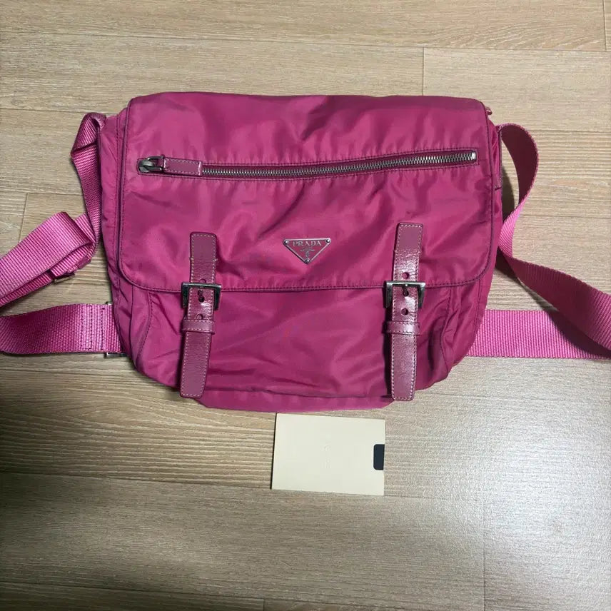 [BUNJANG] Prada Pink Nylon Crossbody Bag / 프라다 핑크 나일론 크로스백