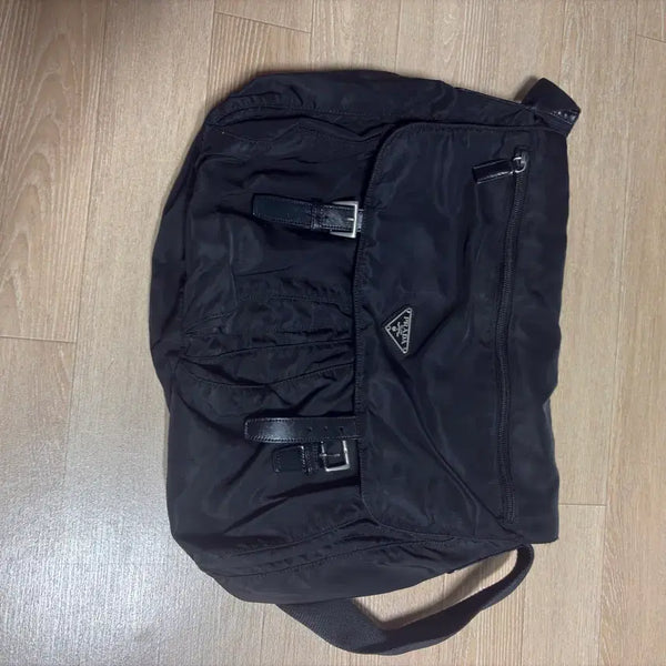 [BUNJANG] Prada Black Nylon Messenger Bag / 프라다 블랙 메신저백