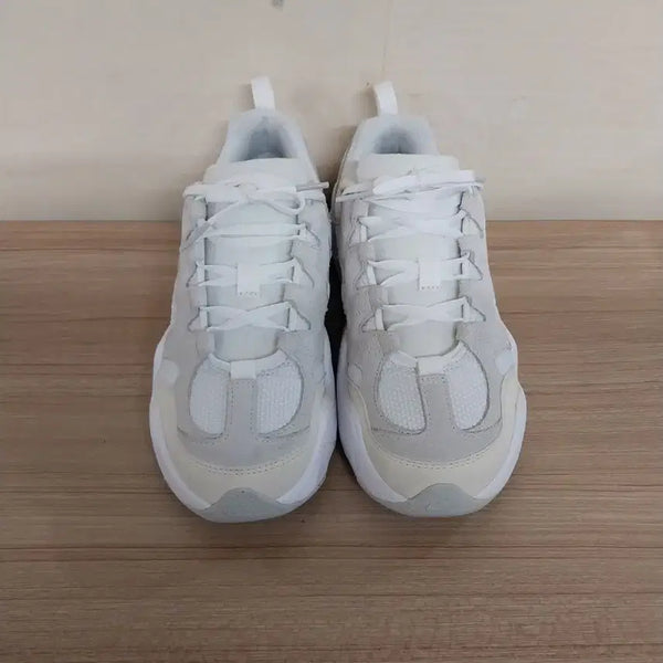 [BUNJANG] Nike Tech Hera Summit White Women's Sneakers (240) / 여성 나이키 테크 헤라 써밋화이트 운동화 (240)