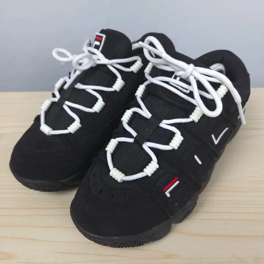 [BUNJANG] Fila Barricade XT Sneakers (Size 240) / 240 휠라 바리케이드엑스티 스니커즈 운동화