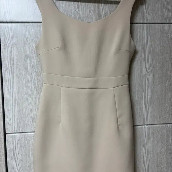 [BUNJANG] Beige Sleeveless Dress / 베이지색 민소매 원피스