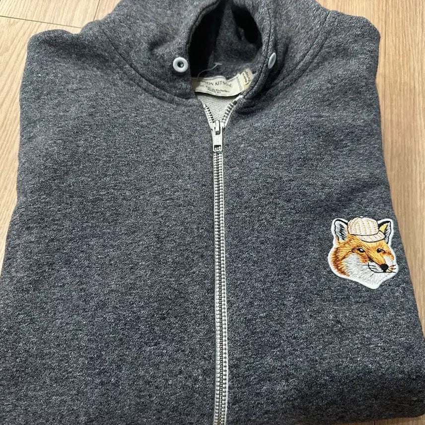 [BUNJANG] Maison Kitsuné Grey Fox Patch Zip-Up Hoodie XS / 메종키츠네 집업  xs