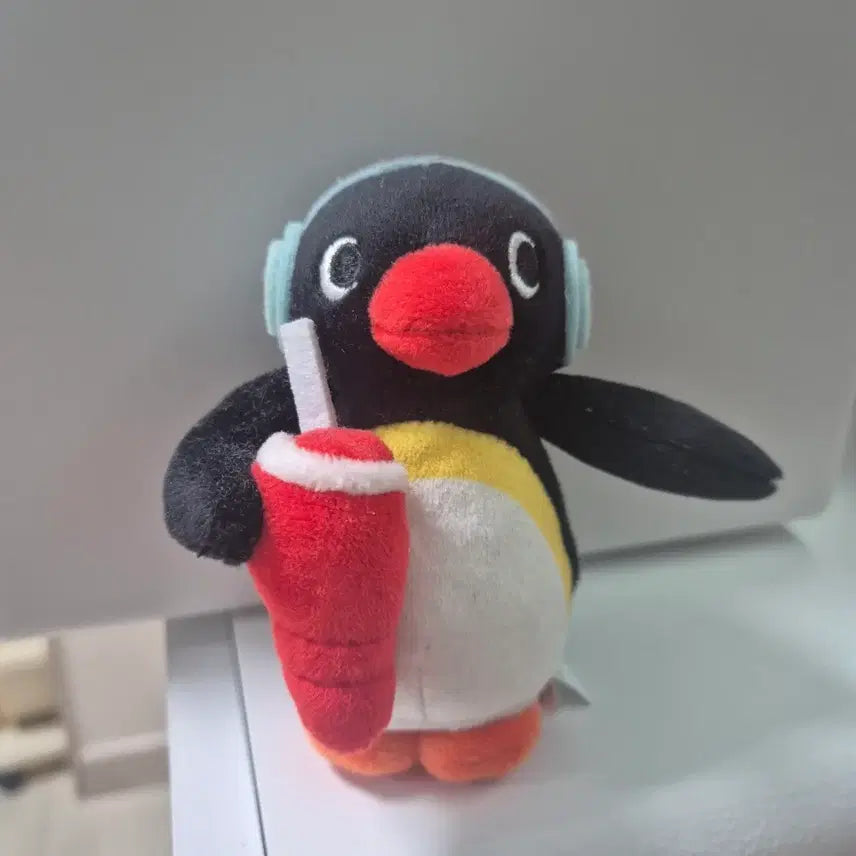 [BUNJANG] Twosome Pingu Headset Plush Doll / 투썸 헤드셋 핑구 인형