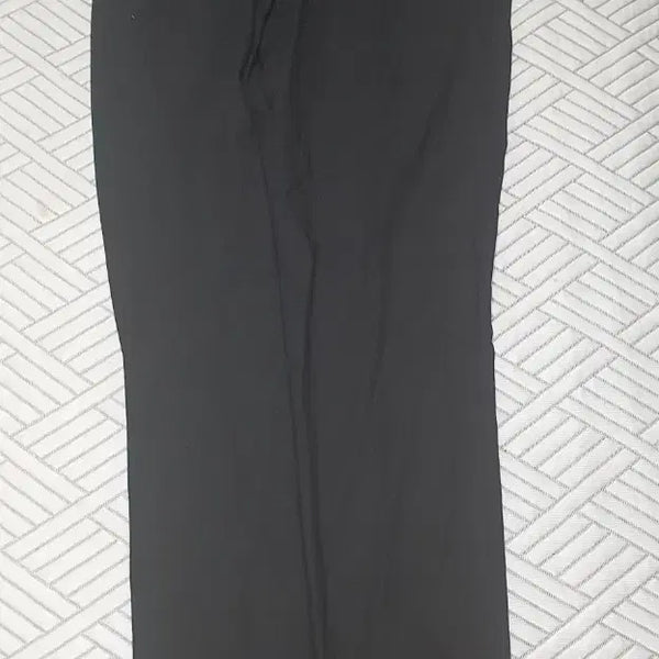 [BUNJANG] SPAO Hidden Banding Straight Slacks Black Size 28 / 스파오 히든밴딩 스트레이트 슬랙스(블랙, 28 사이즈)