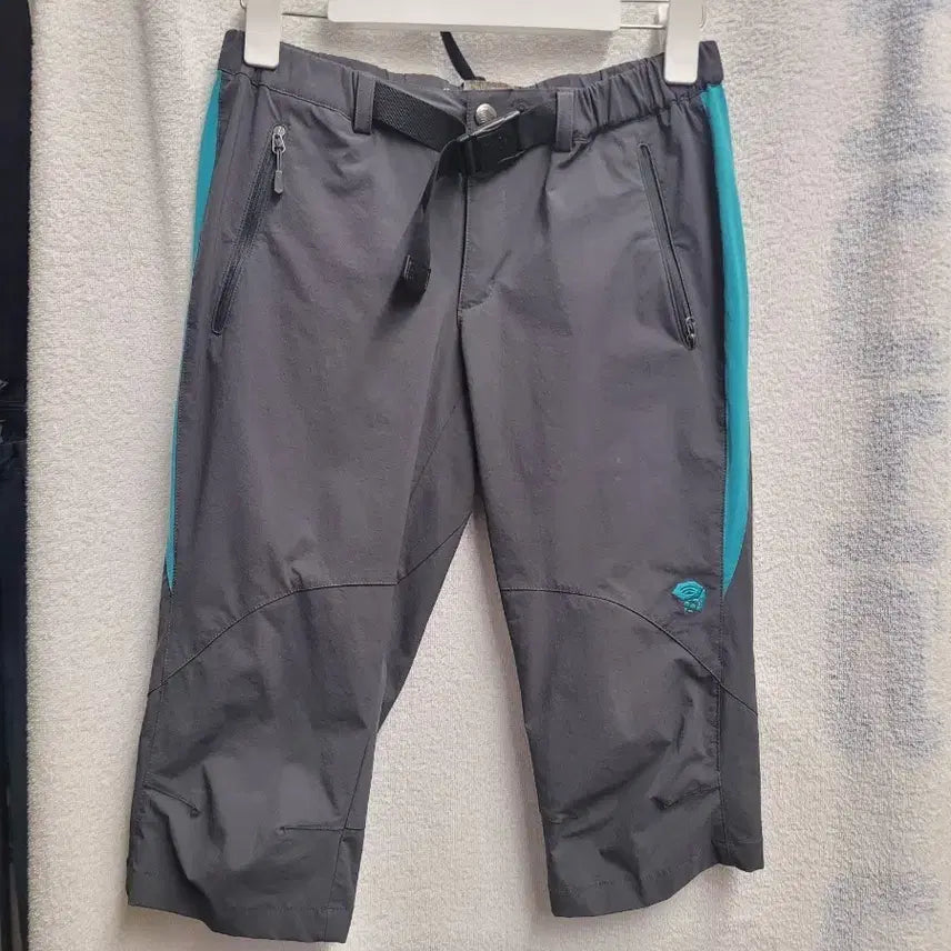 [BUNJANG] Mountain Hardwear Women's Functional Half Pants - Size S / 마운틴하드웨어 하프 기능성 팬츠 여성 60,S