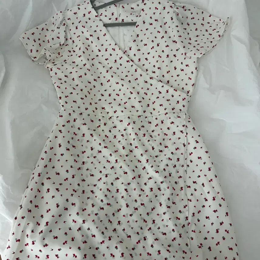 [BUNJANG] JEOUANNE ROUGE Ruby Mini Dress Ivory M / (착용X) 제니오 루비 미니 원피스 아이보리 m