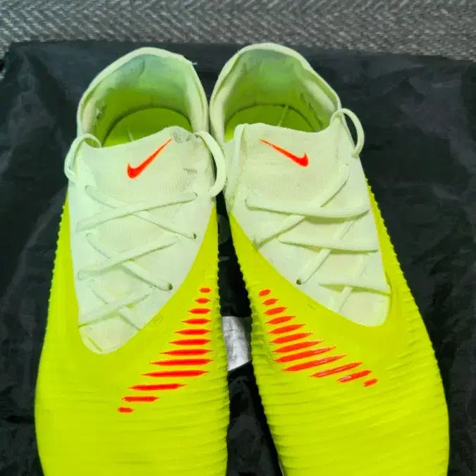 [BUNJANG] Nike Phantom GX Elite AG Football Boots Size 295 / 나이키 팬텀 6 로우 프로 Ag 295사이즈