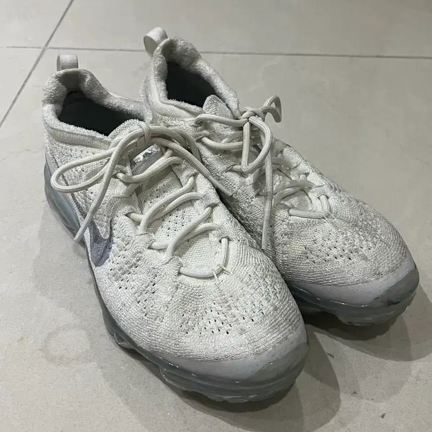 [BUNJANG] Nike VaporMax 2023 Sneakers / 나이키 베이퍼맥스 2023 265