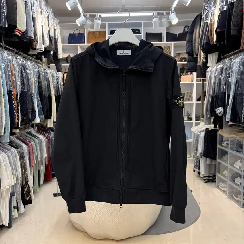 [BUNJANG] Stone Island Soft Shell Hooded Zip-Up Jacket - M / 스톤아일랜드 소프트쉘 후드집업 M