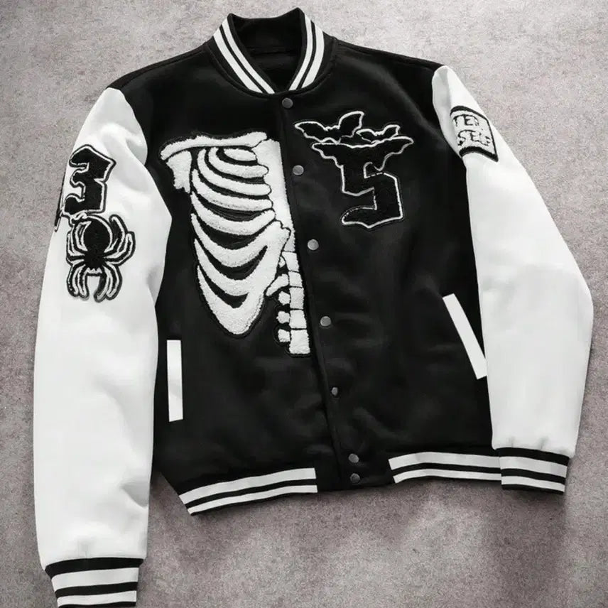 [BUNJANG] Unisex Skull Embroidered Black Baseball Jacket / 남녀공용 해골 자수 블랙 야구 점퍼 고딕 펑크 y2k 락시크 고스코어 지뢰계 멘헤라 힙 래퍼여친
