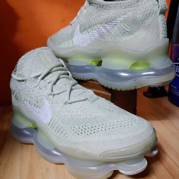 [BUNJANG] Nike Air Max Scorpion Flyknit / 나이키 에어맥스 스콜피온 플라이니트(EU38.5표기245 추천사이즈240