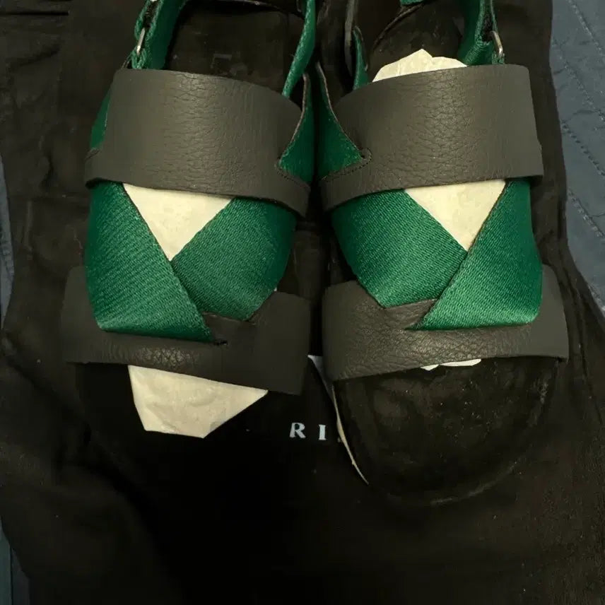 [BUNJANG] LANVIN Shark Sole Strap Sandals Black Calfskin / 랑방(LANVIN) 샤크솔 스트랩 샌들 / BLACK / SIZE 7