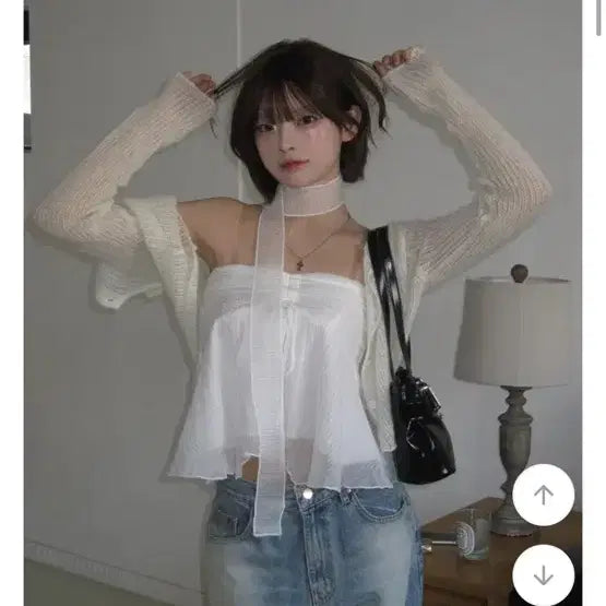 [BUNJANG] Modi Mood Mode Frill Top Blouse White / [새상품] 모디무드 에이블리 모드 프릴 탑 블라우스 화이트 증사 데이트룩