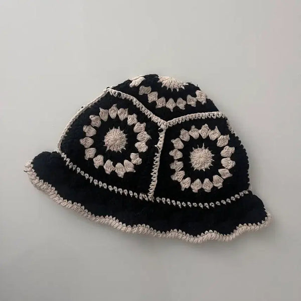 [BUNJANG] 8 Seconds Vintage Crochet Bucket Hat Black / 에잇세컨즈 빈티지 크로셰 뜨개 버킷햇 블랙 플라워 비니
