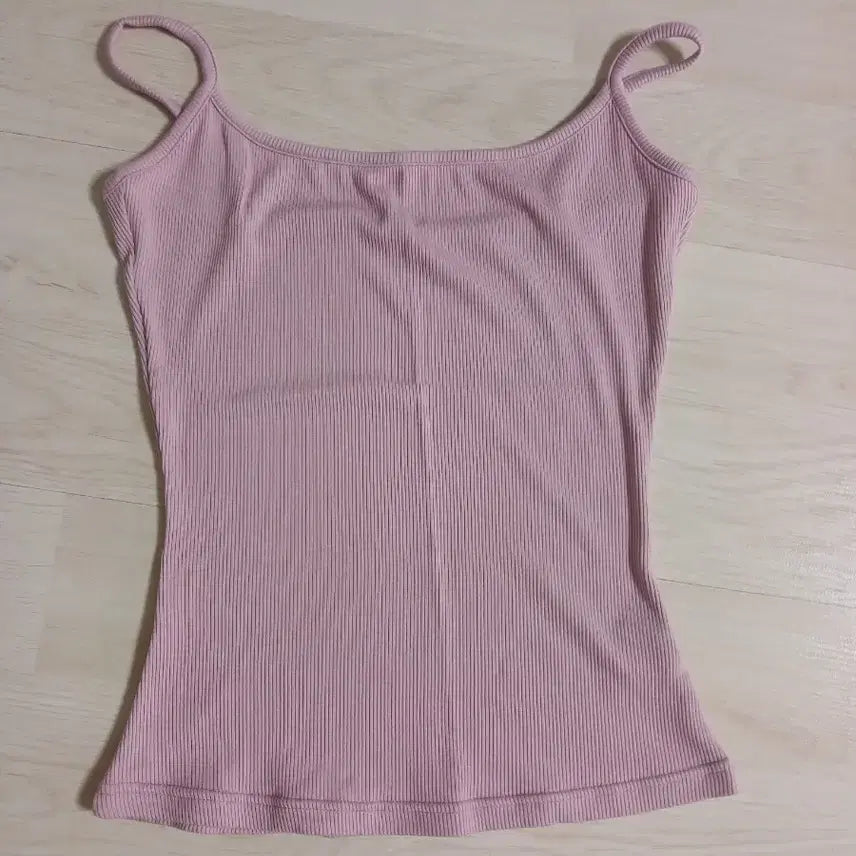 [BUNJANG] Spaghetti Strap Tank Top - New Condition / 새상품-끈나시