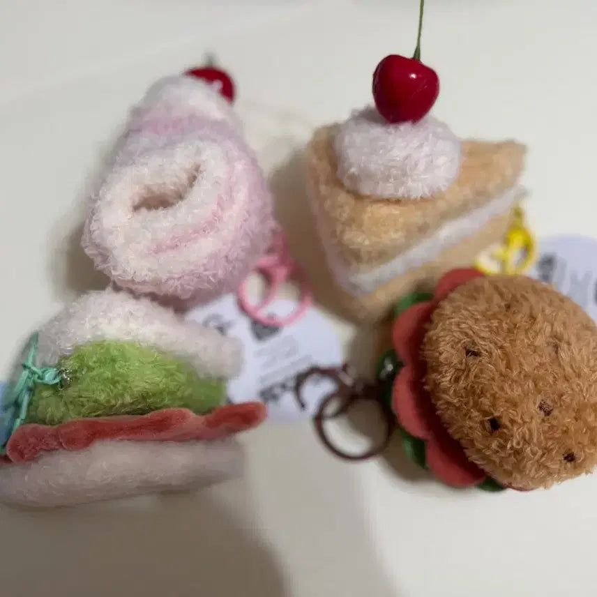 [BUNJANG] Cute Dessert Charm Set / 귀여운 디저트 인형키링 4종 일괄가격