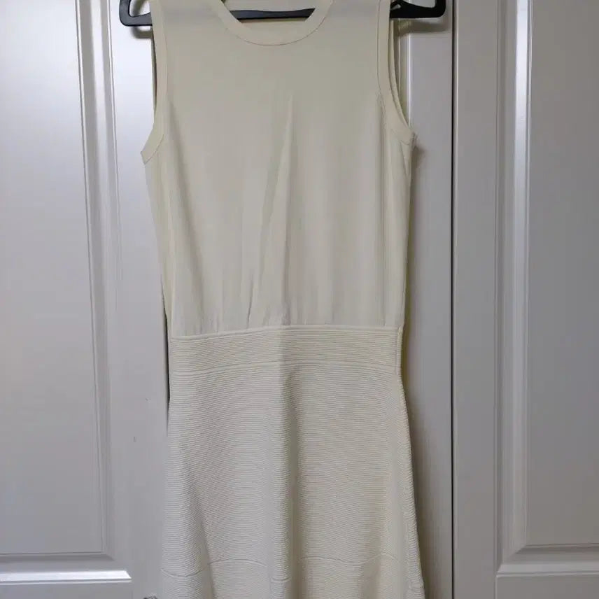 [BUNJANG] Theory Sleeveless Knit Dress / 띠어리theory니트민소매원피스55