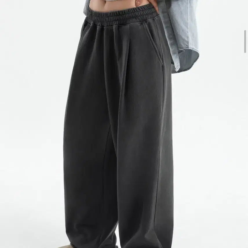 [BUNJANG] BRENSON One-Tuck Wide Sweatpants Pigment / 브렌슨 원턱 와이드 스웨트 팬츠 피그먼트