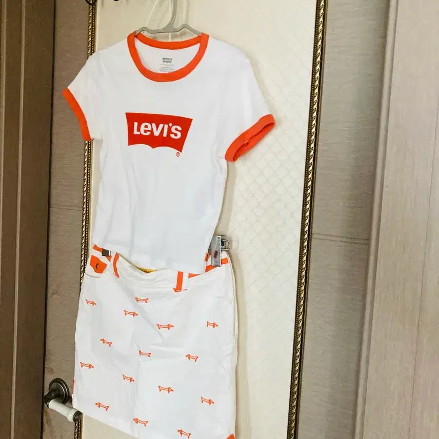 [BUNJANG] Levi's Ringer Tee & Louis Castel Culottes Set / 리바이스 링거티 와 루이 카스텔 큐롯 세트