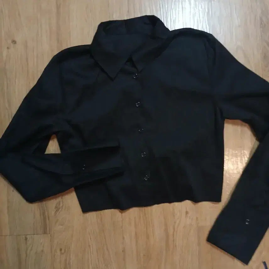 [BUNJANG] Black Cropped Shirt / 새상품/크롭 셔츠 블랙/44.55추천,
