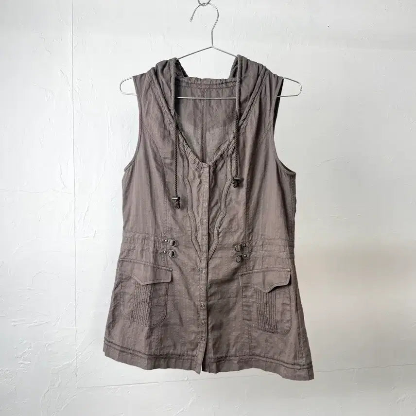 [BUNJANG] Fontanagrande Hooded Vest OS / Fontanagrande 후드 베스트