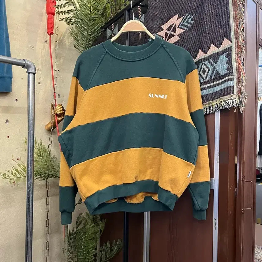[BUNJANG] Sunnei Small Logo Stripe Sweatshirt / 써네이 스몰 로고 스트라이프 맨투맨 #csz0333