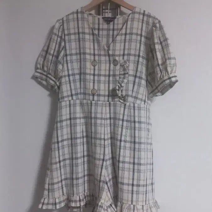 [BUNJANG] Check Pattern Ruffle Detail Jumpsuit / 체크 귀여운 점프슈트 프리 새상품