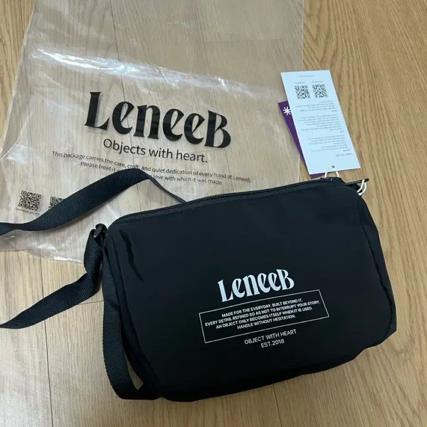 [BUNJANG] LENIBI D-Tour Crossbody Bag / 레니비 디투어 크로스백